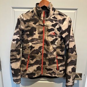 Women’s The North Face Apex Biomic Camo Soft Shell Full Zip Jacket - Size:Small